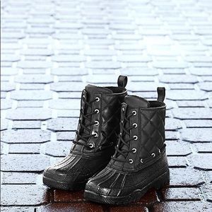 Sperry gosling boots 🙌